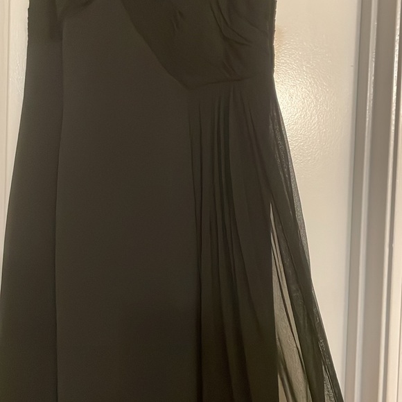 Formal 1 shoulder gown - Picture 4 of 5